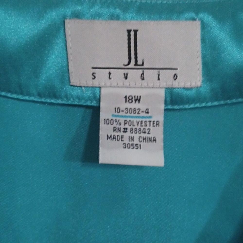 J.L. Studio Aqua Top - Picture 3 of 5